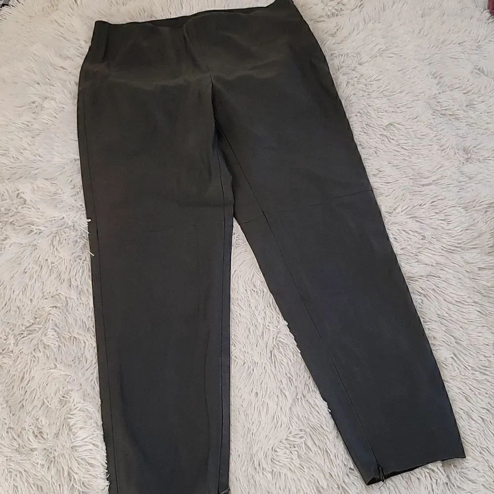 ⏳️Zara Black Faux Leather Side Zipper Ankle zipper Pants Size Large